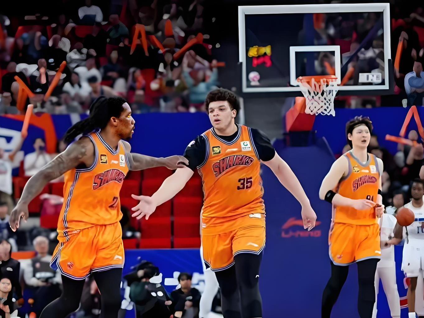 cba季后赛半决赛首场辽宁对阵广厦